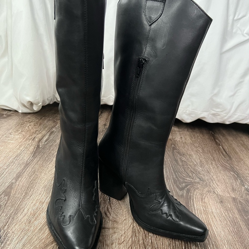 Black cowboy boots